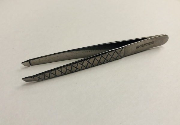 Augenbrauenpinzette Klassik Steel gekreuzt