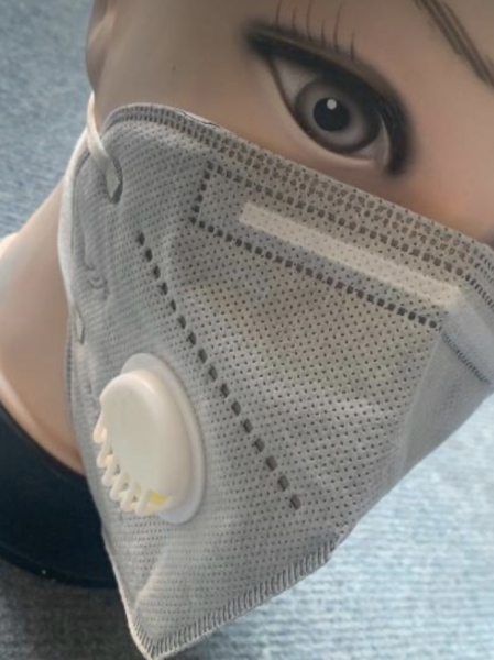Atemschutzmaske KN95 mit Ventil